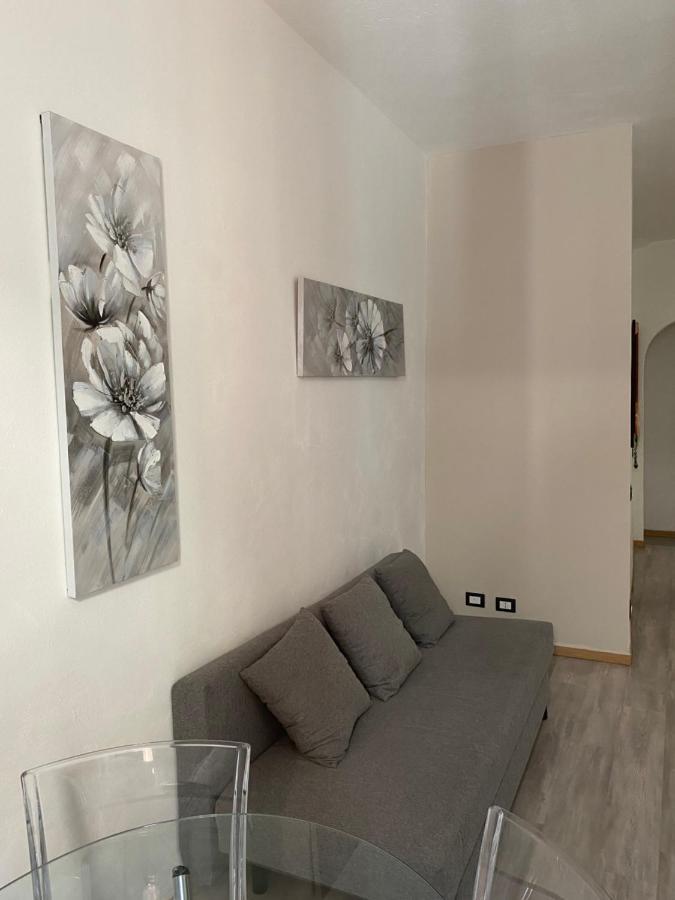 Apartment Cavour 68 Каляри Екстериор снимка
