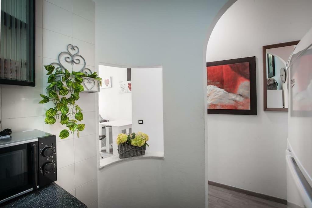 Apartment Cavour 68 Каляри Екстериор снимка